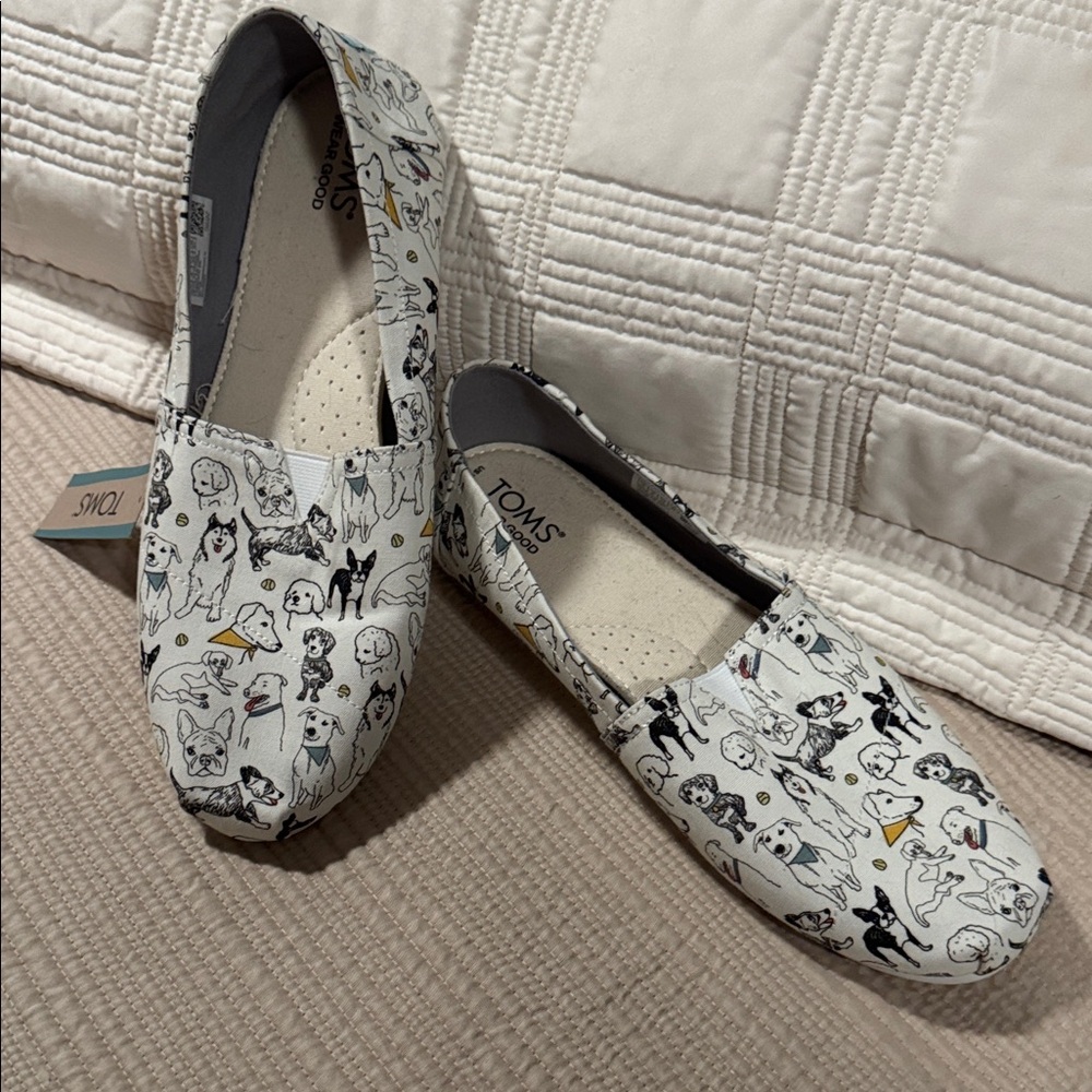 TOMS Women's Playful Dog Print Flats - White